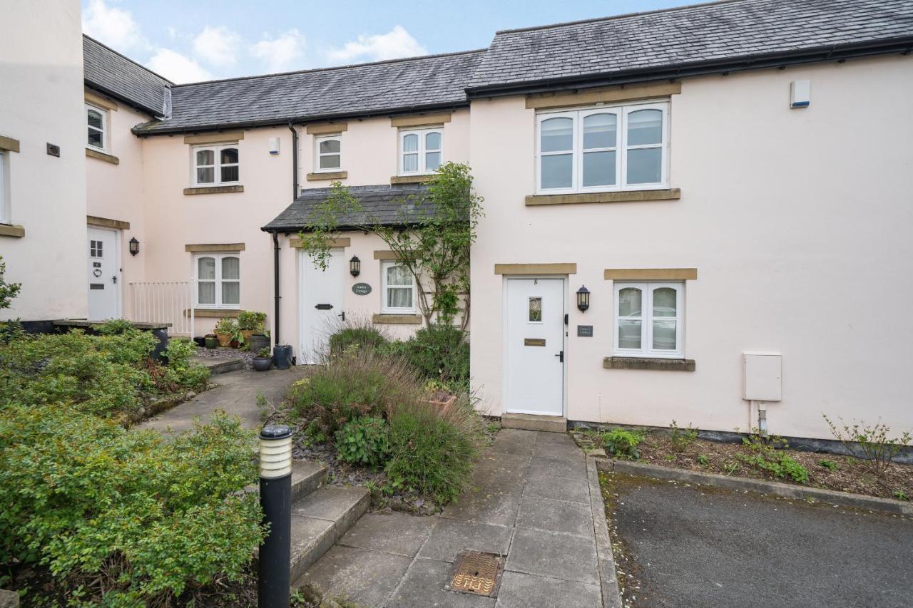 Amber Cottage Holker ภายนอก รูปภาพ
