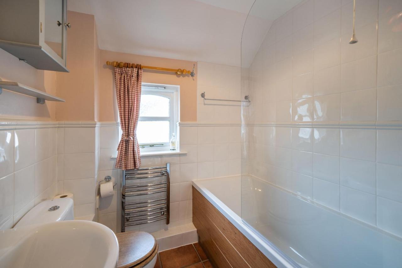 Amber Cottage Holker ภายนอก รูปภาพ